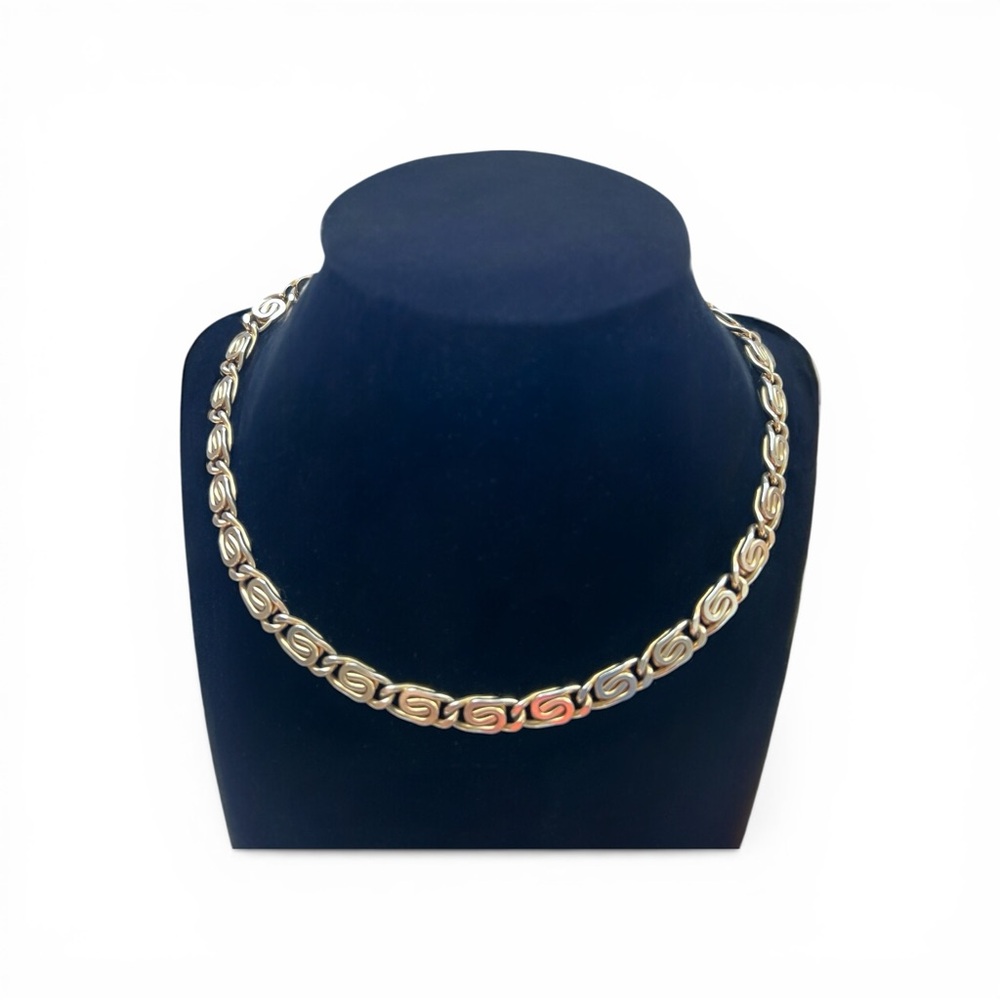 Vintage Gold-Tone Sculpted Link Necklace - Gold